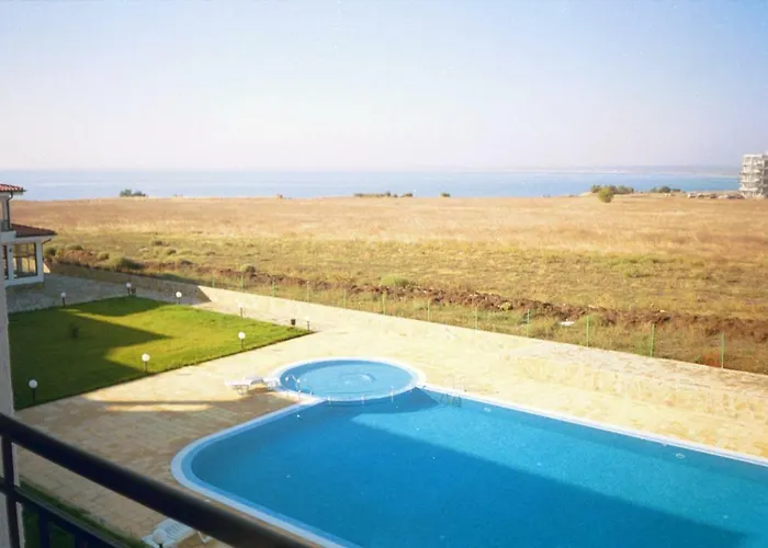 Rutland アパート ラヴダ